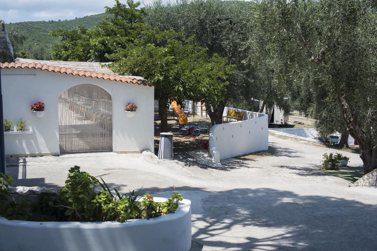 Camping Apartment Vignanotica Mattinata Esterno foto